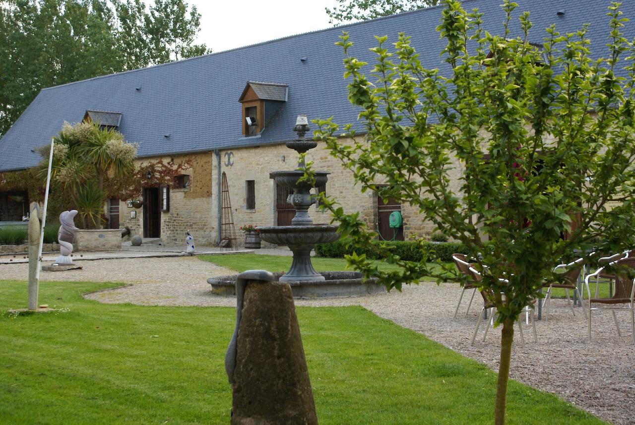 Domaine Utah Beach - Le Grand Hard Hotel Sainte-Marie-du-Mont  Exterior photo